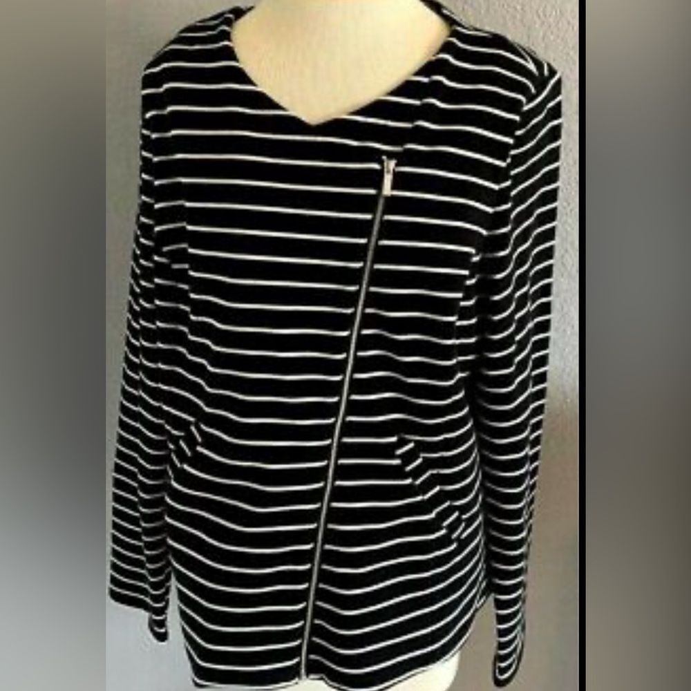 Mossimo- Striped Lined Asymmetrical Jacket blk/white. XXL/TTG
